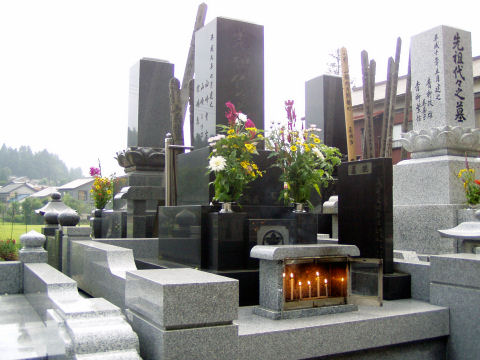桐花霊園の墓石